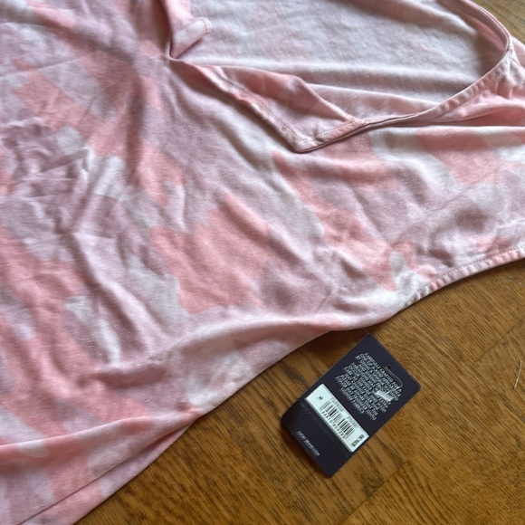 BNWT Lucky brand pink camo tee - Picture 3 of 5